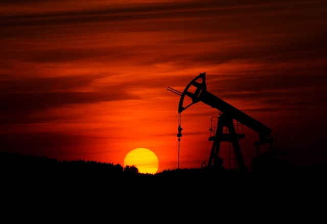 Oil & Derivatives